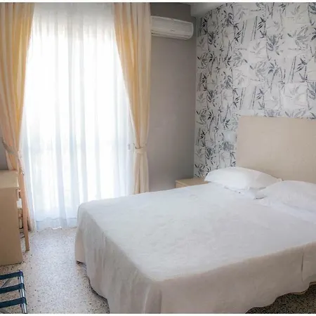 Gatto Bianco Maarea Hotel